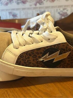 Leopard Accent White & Tan Platform Sneaker
